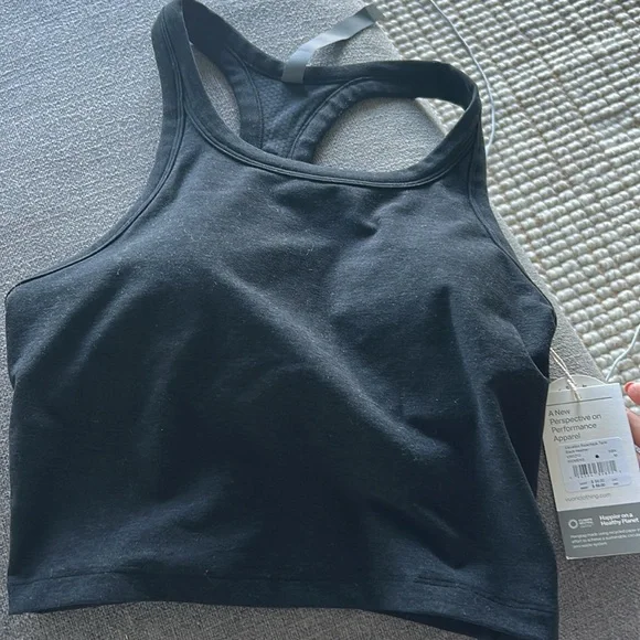 Vuori Elevation racerback tank Black Heather size Medium NWT - Picture 2 of 3